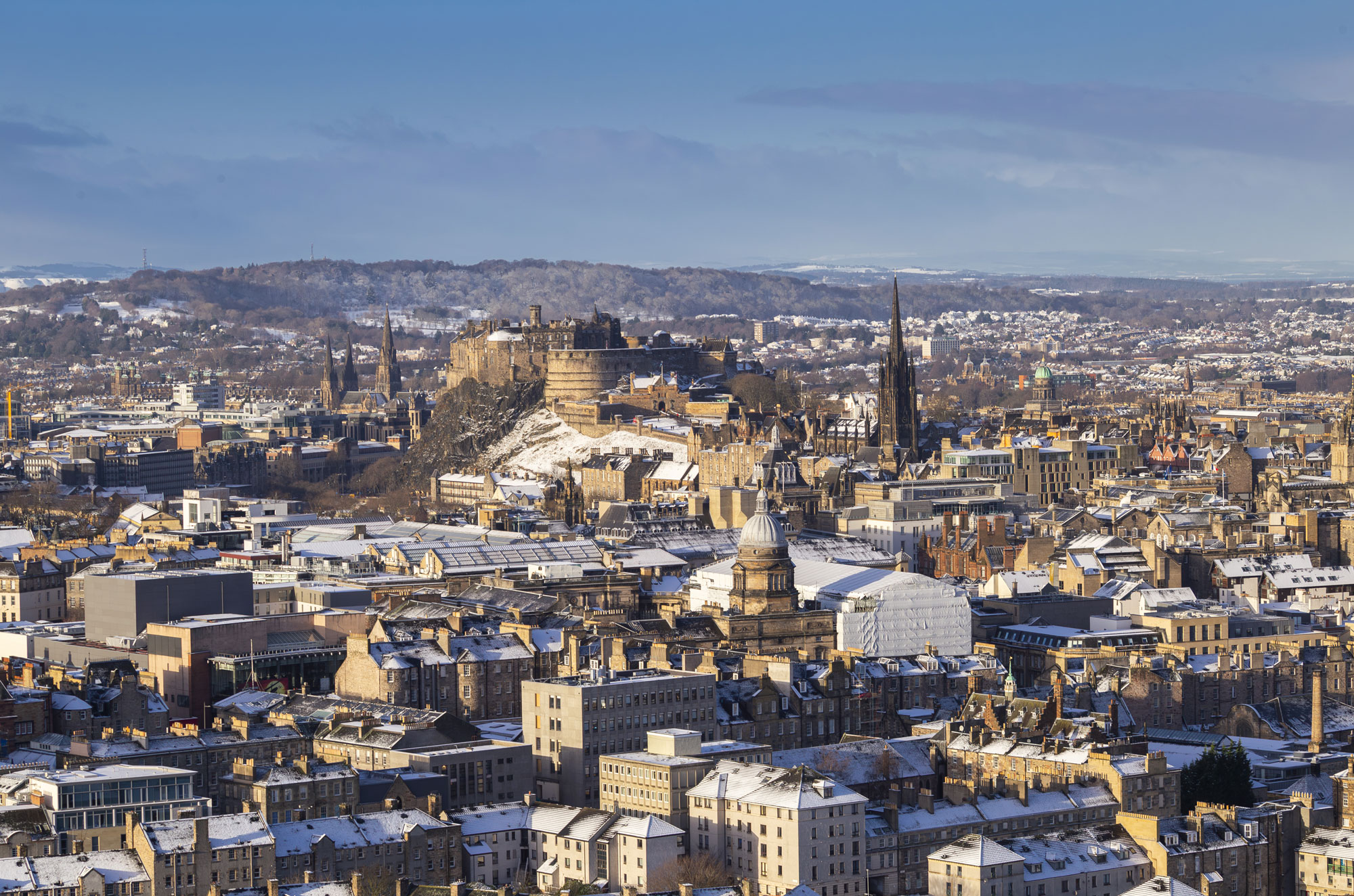 Edinburgh Castle Snow at Edinburgh, South East, Scotland — a photography location from The Photos book series