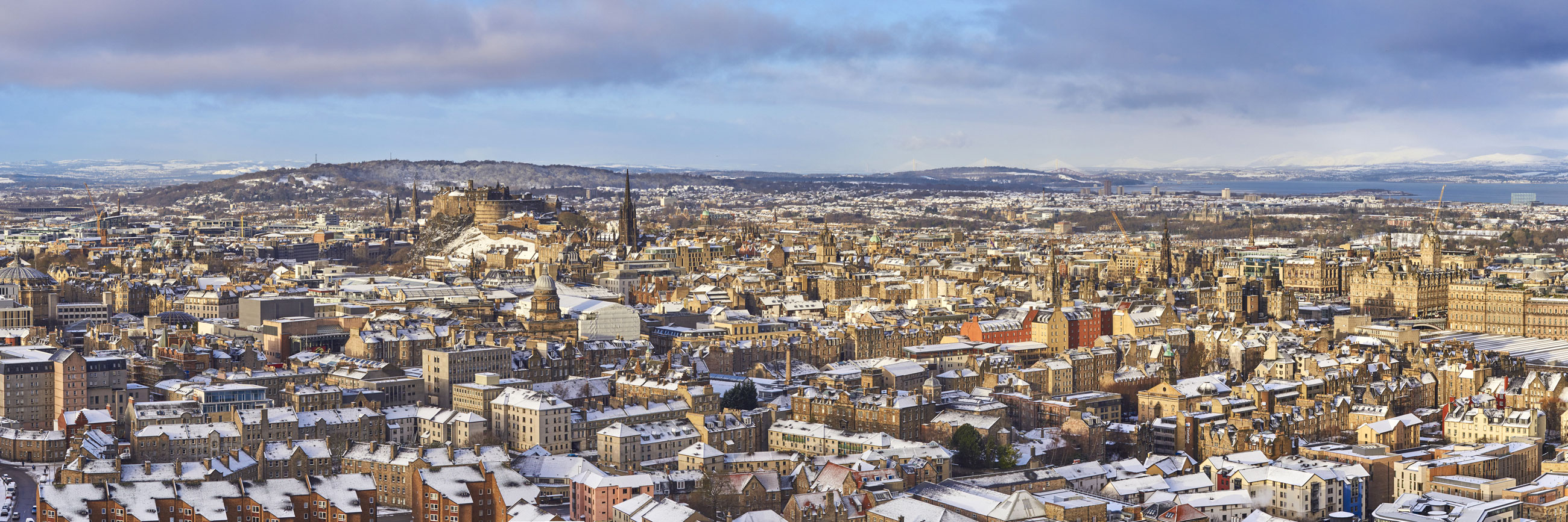 Edinburgh Winter Wonderland at Edinburgh, South East, Scotland — a photography location from The Photos book series