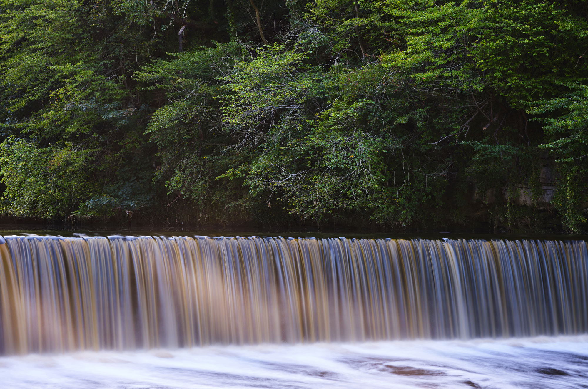 Almond River at Edinburgh, South East, Scotland — a photography location from The Photos book series